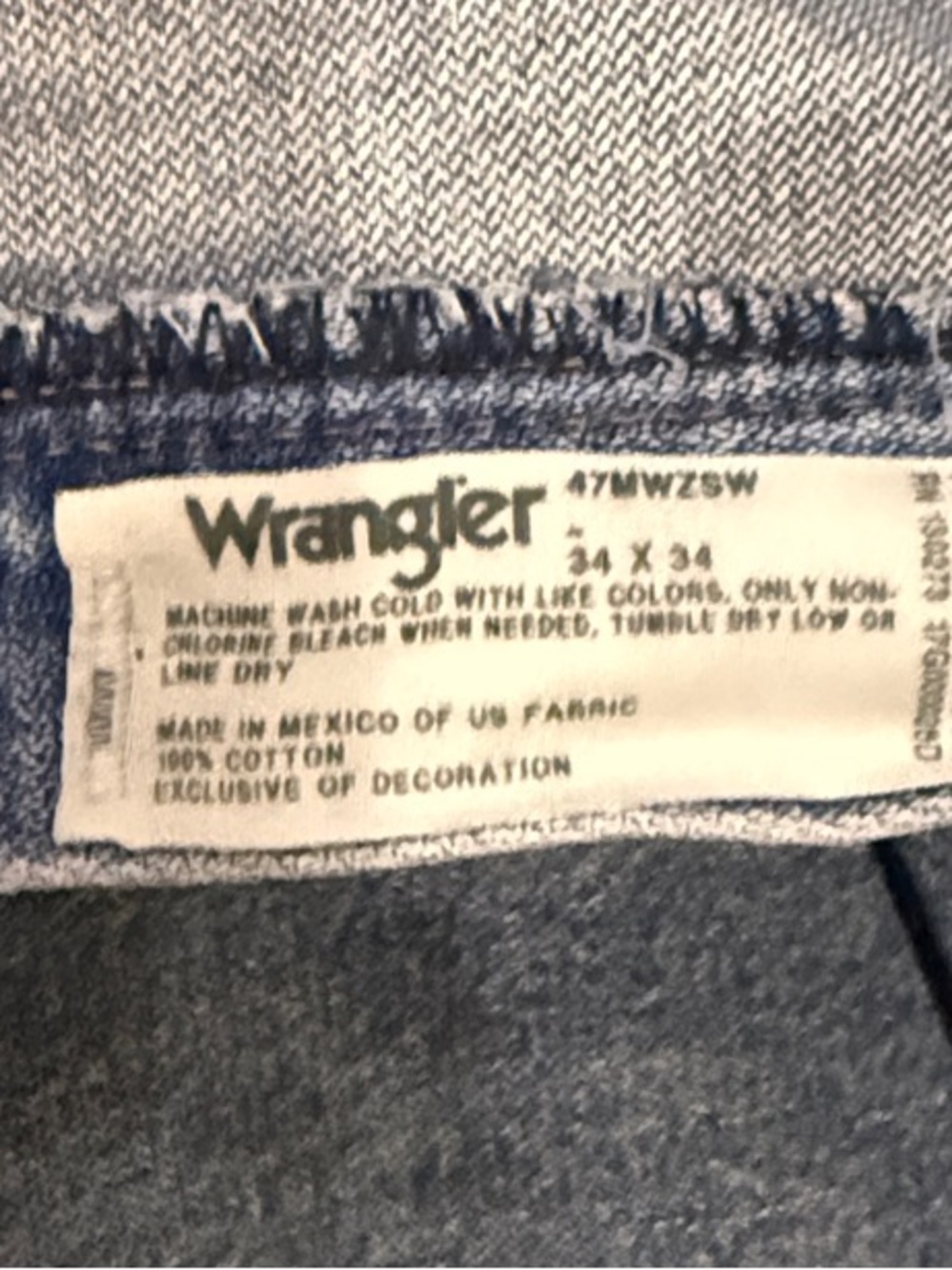 Men's Classic Blue Denim Jeans - Casual Straight Fit 47WMZSW Size 34x34 - Picture 2 of 11